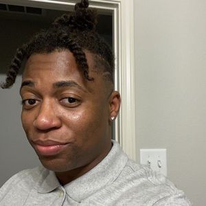 Meet your Posher, Victor